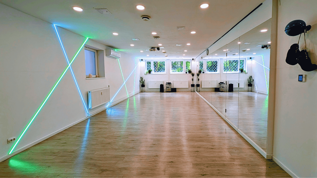 ff24__rendezveny_aerobicterem_24fitclub